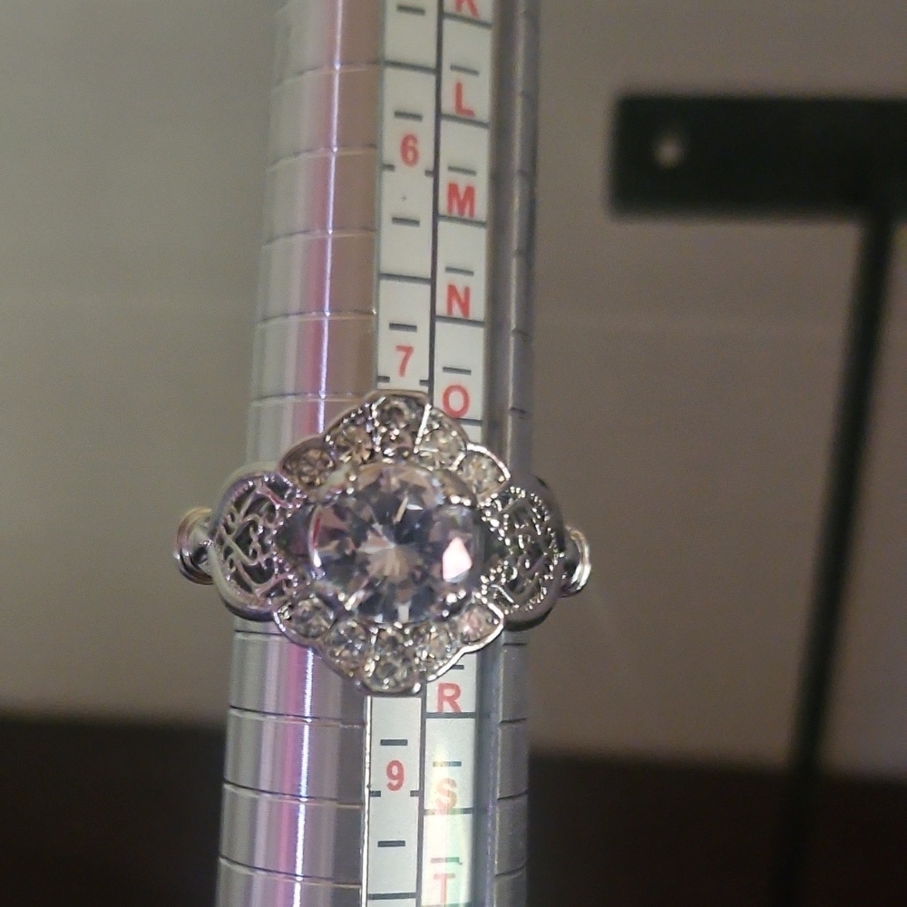 Elegant Silver Plated Women's Ring